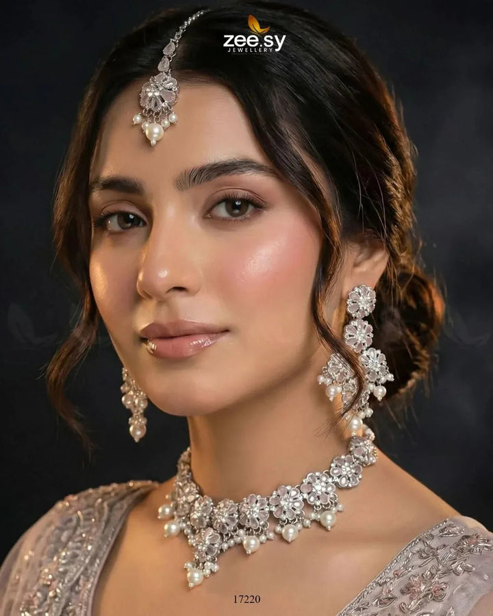 Magnolia Glimmer Necklace Necklace Sets - Zeesy Jewellery Pakistan | Premium Artificial & Imitation Jewellery