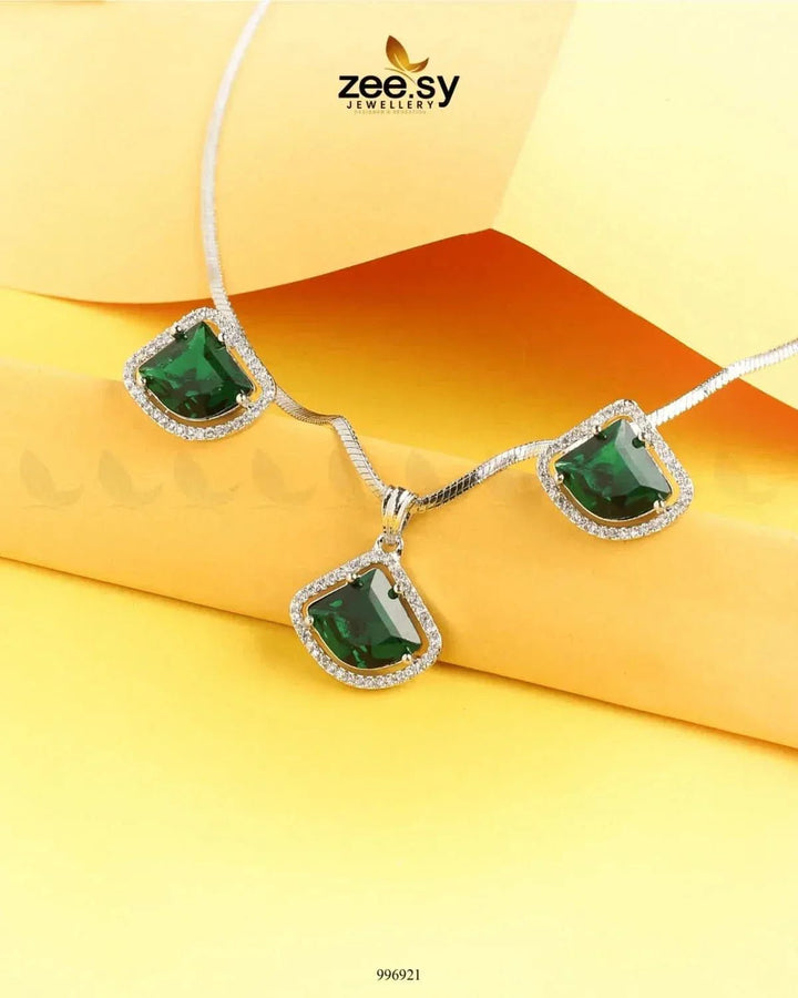 Meissa Pendant Set Emerald Green Pendant - Zeesy Jewellery Pakistan | Premium Artificial & Imitation Jewellery
