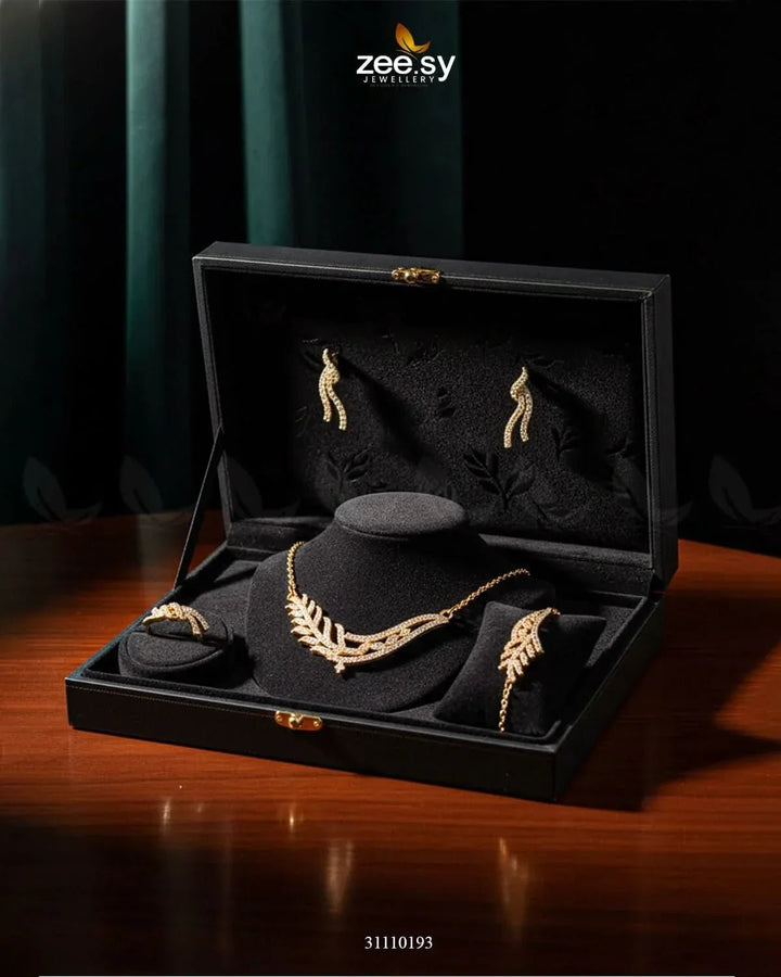 Linnet Pendant Set Golden Pendant - Zeesy Jewellery Pakistan | Premium Artificial & Imitation Jewellery