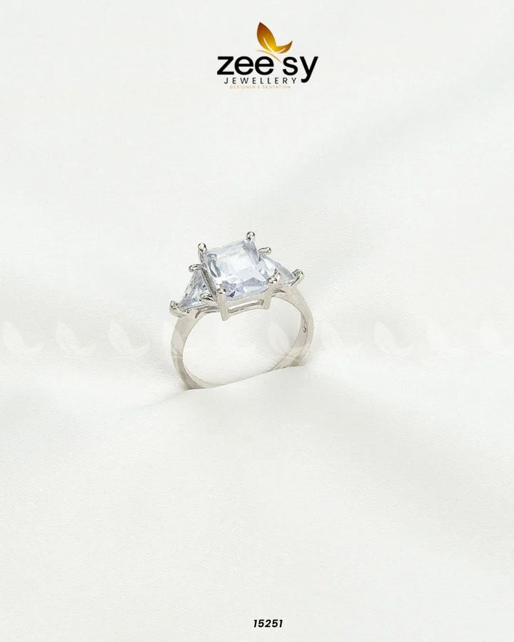 Dazzling Ring White Rings - Zeesy Jewellery Pakistan | Premium Artificial & Imitation Jewellery