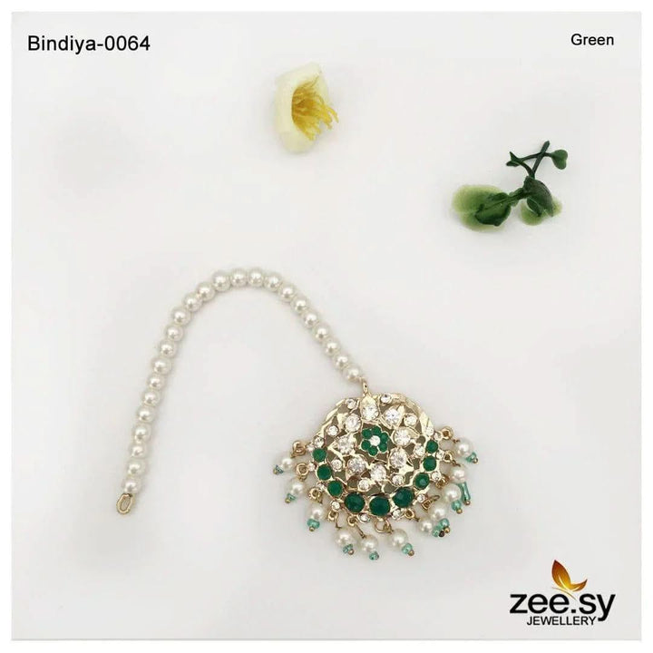 Shaahi Gulnaar Pearl Bindiya Green bindiya - Zeesy Jewellery Pakistan | Premium Artificial & Imitation Jewellery