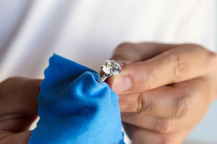 How to Clean Artificial Rings at Home Without Tarnish