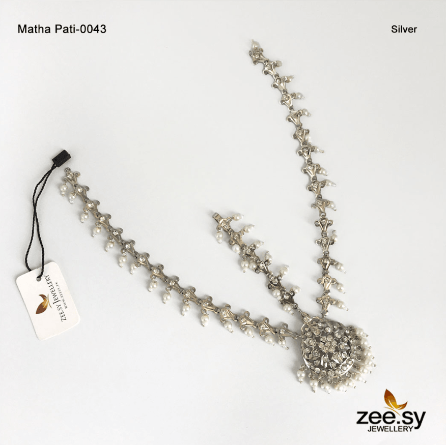 ONE OF THE LEADING STORES IN ARTIFICIAL AND IMITATION JEWELLERY - Zeesy.pk