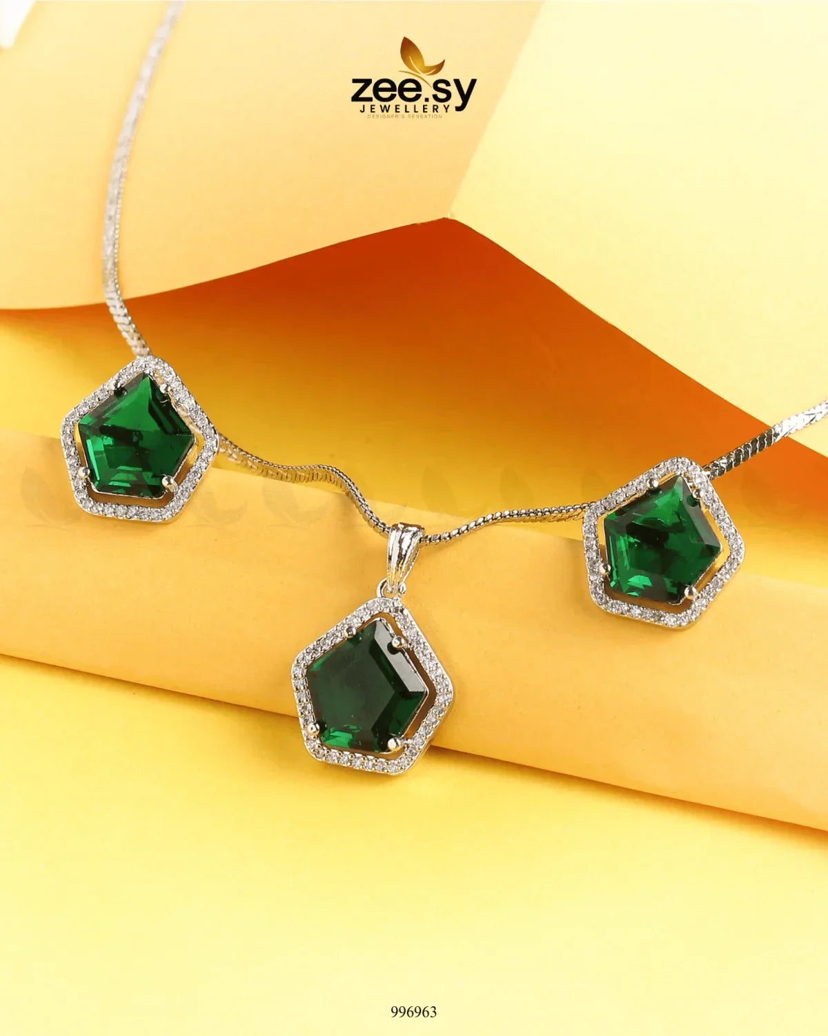 Daimond Pendant Set Emerald Green - Zeesy Jewellery