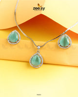 Tranquil Pendant Set