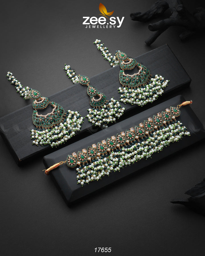 Amaira Chokar Necklace Set