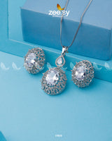 Classy Pendant Set