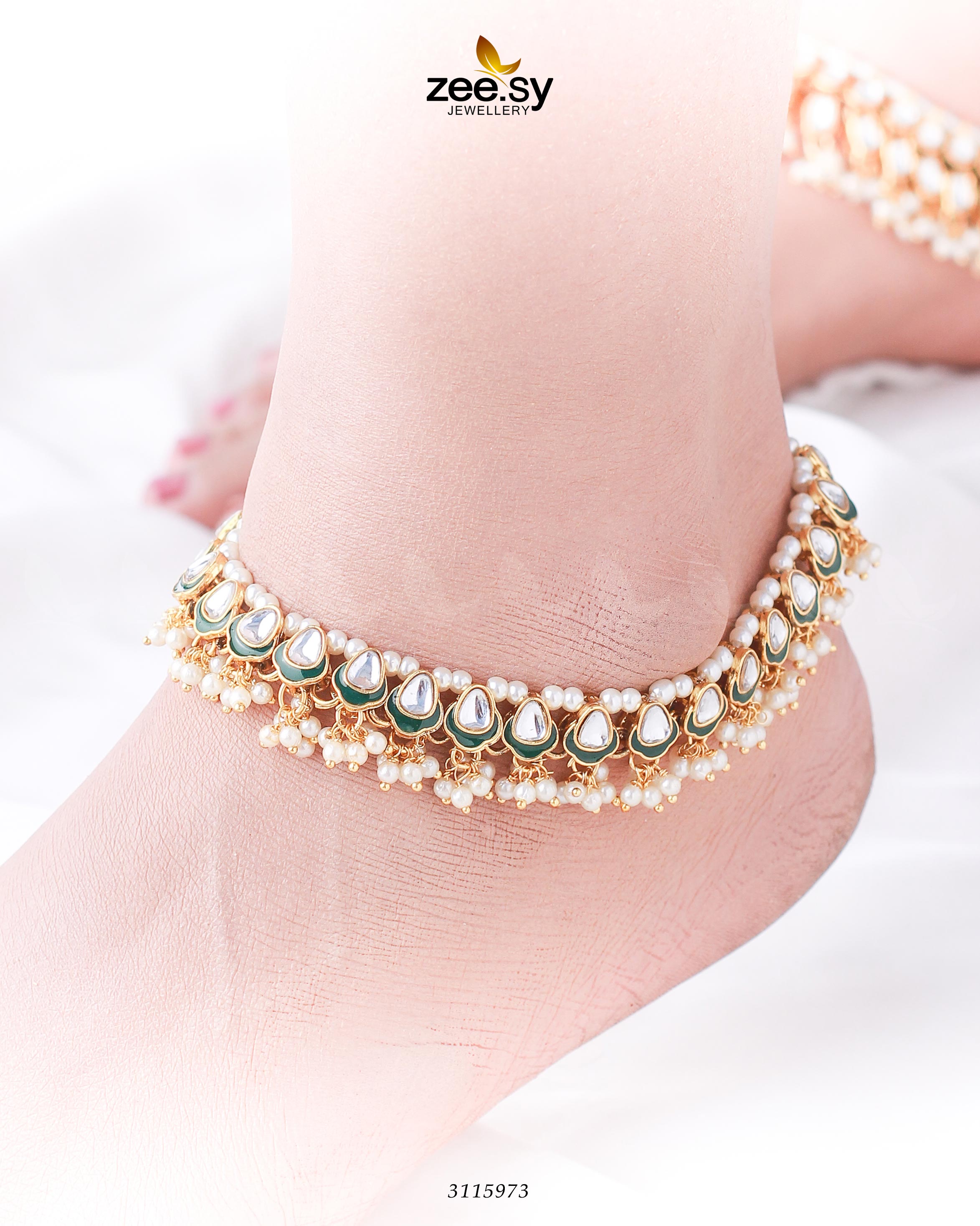 Evia Anklet