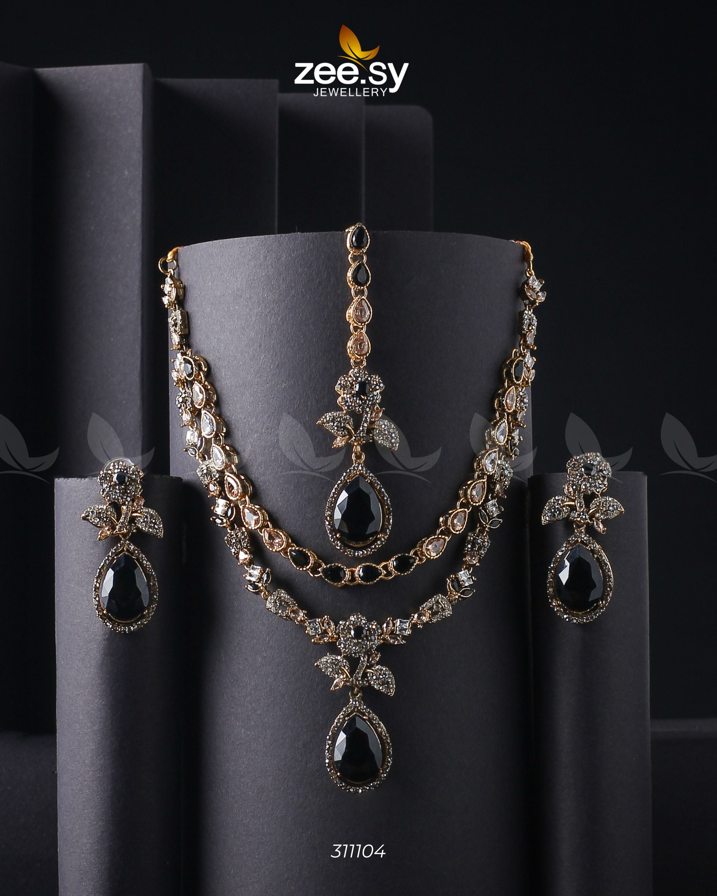 Amelia Necklace set