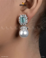 Girik Pearl Earrings