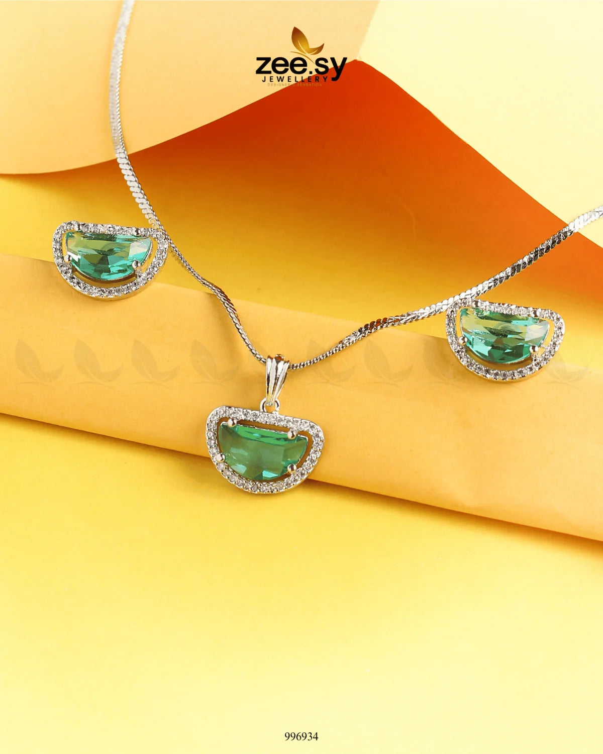 D Pendant Set