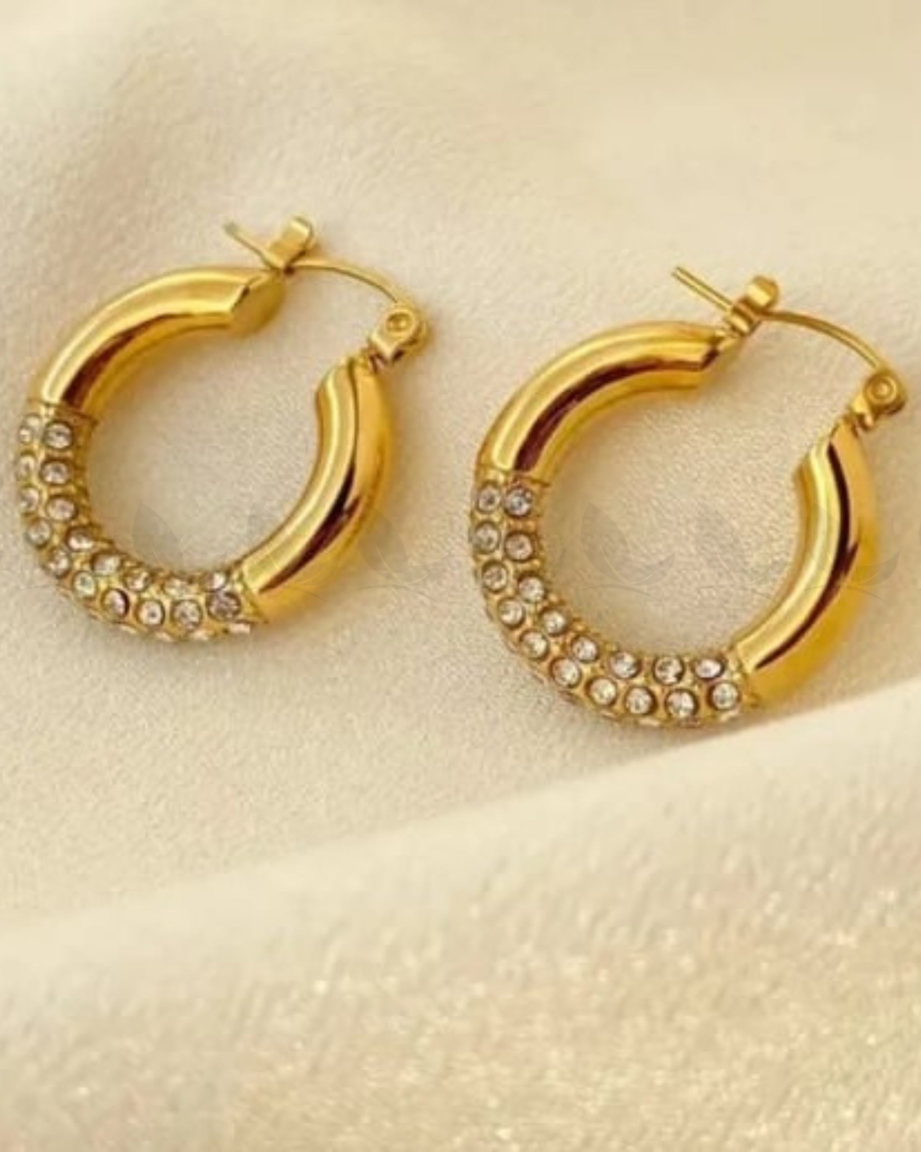 Briar Earrings Golden White - Zeesy Jewellery