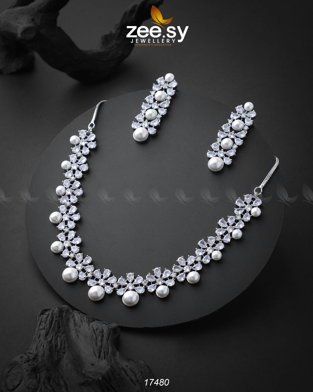 Korean Pearl Necklace
