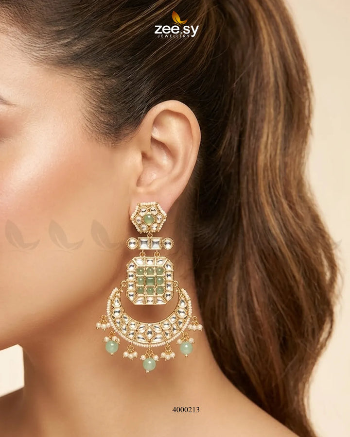Amber pearl drop necklace set by RHS09 featuring elegant gold chains and matching earrings, perfect for sophisticated style.