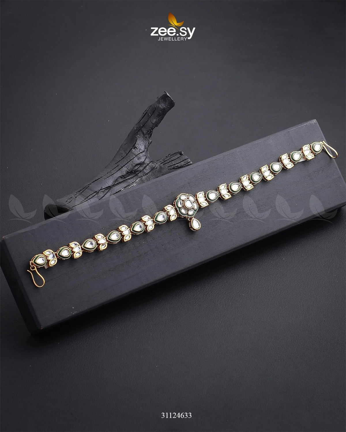 Ancerstral Sataus Sculpted Sheesh Patti Green - Zeesy Jewellery