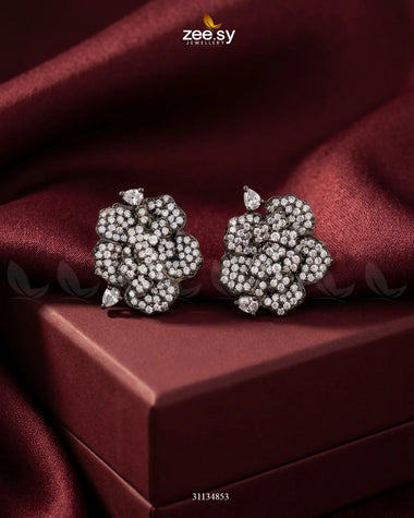 Antique Flower Gemstone Earrings Antique White Earrings - Zeesy Jewellery Pakistan | Premium Artificial & Imitation Jewellery