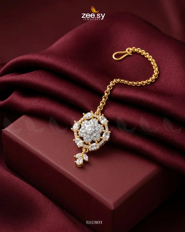 Aquila Sparkle Crystal Blossom Bindiya Golden white bindiya - Zeesy Jewellery Pakistan | Premium Artificial & Imitation Jewellery