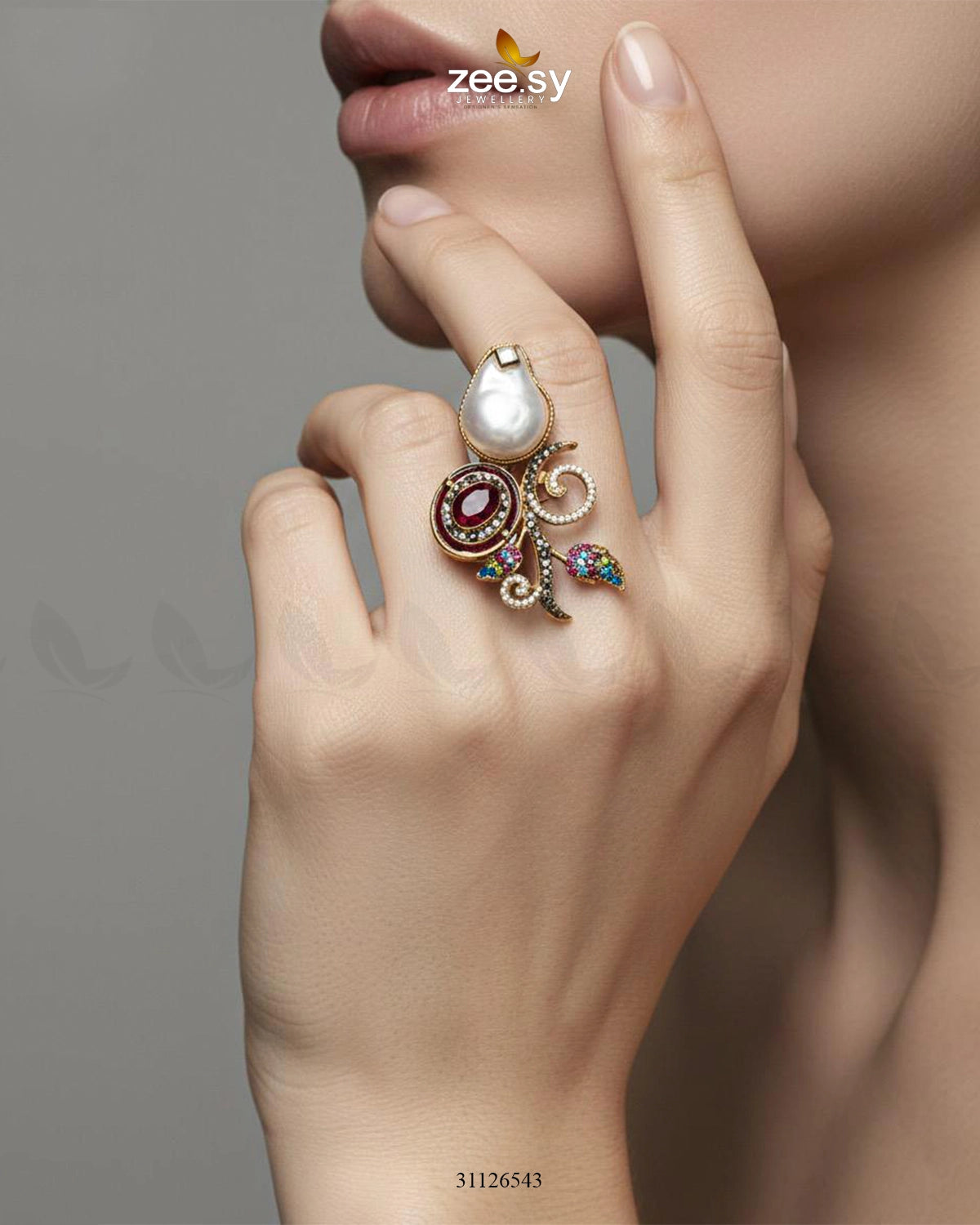 Baroque Crystal Rose Ring