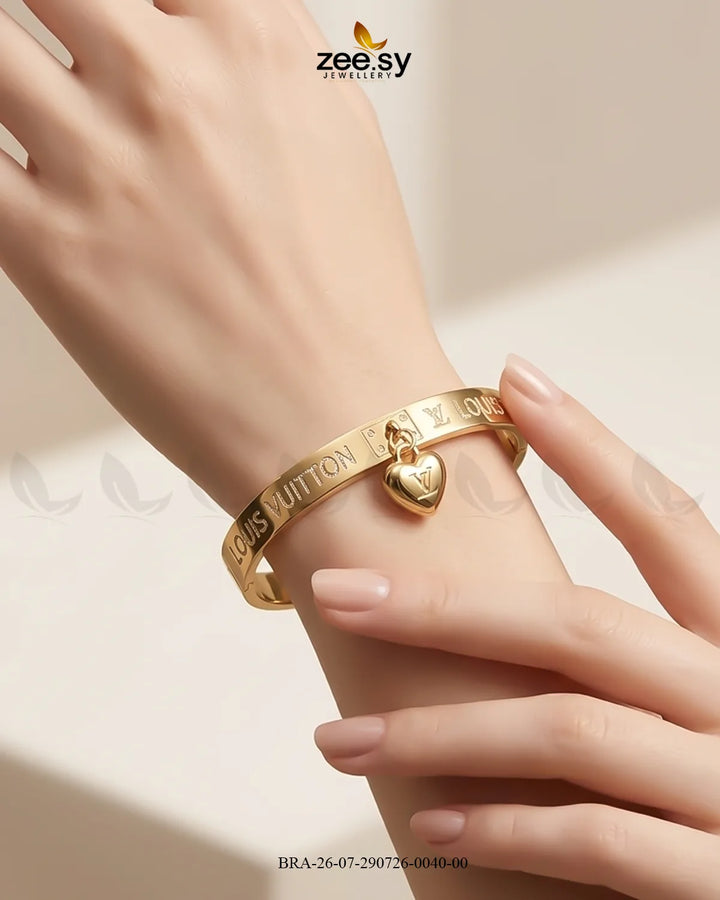 Dangling Heart Lock Motif Bracelet Bracelet - Zeesy Jewellery Pakistan | Premium Artificial & Imitation Jewellery