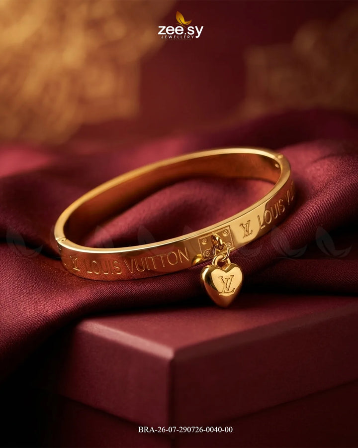 Dangling Heart Lock Motif Bracelet Bracelet - Zeesy Jewellery Pakistan | Premium Artificial & Imitation Jewellery