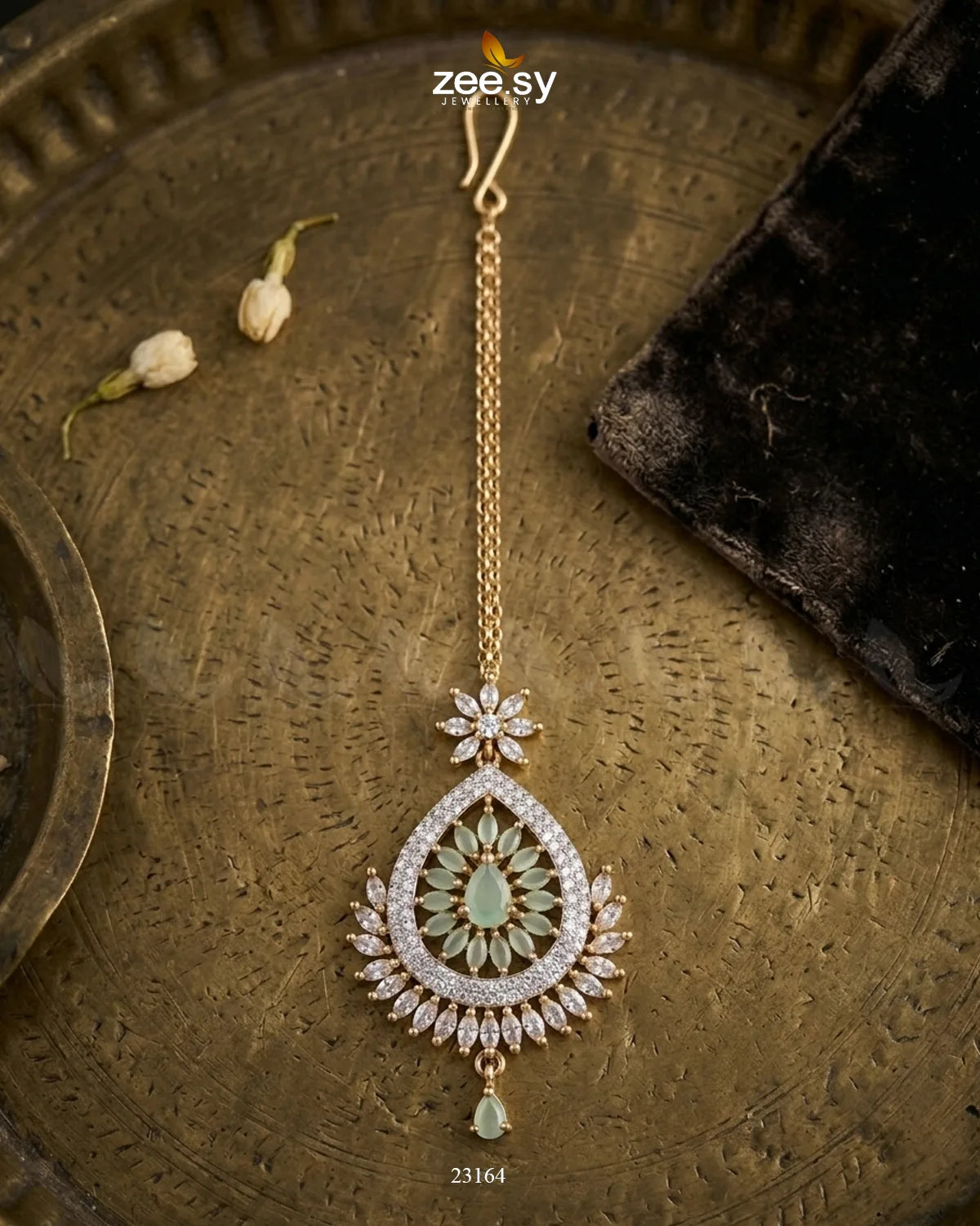 Leaf Pave Ziconia Bindiya bindiya - Zeesy Jewellery Pakistan | Premium Artificial & Imitation Jewellery