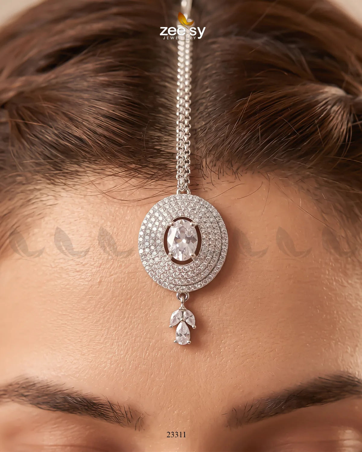 White Bindiya-0226 from RHS09, traditional Indian decorative bindi with intricate design, shown on a plain background.