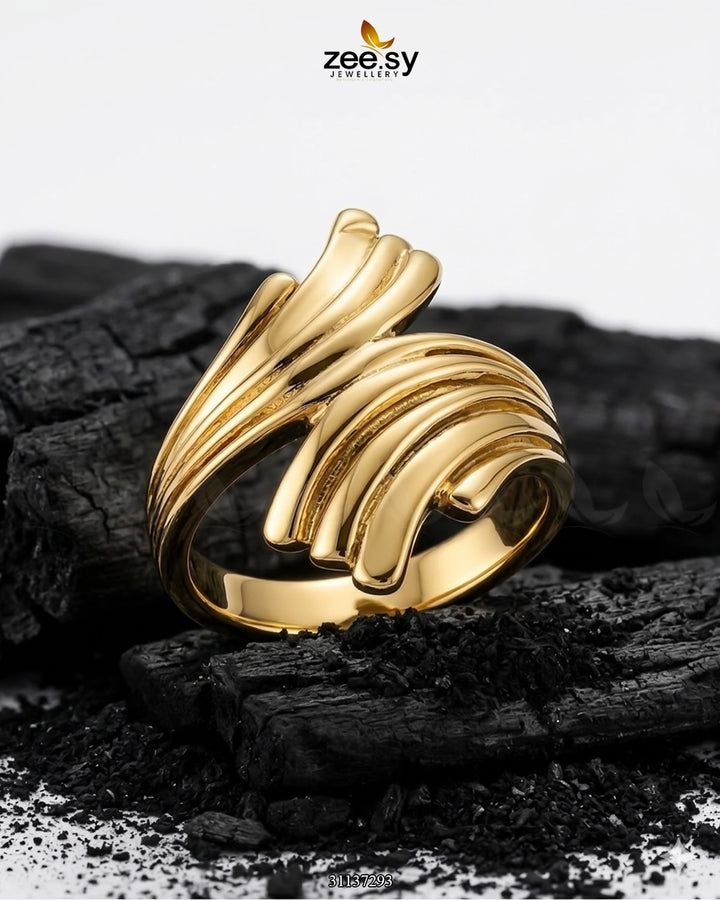 Botanical Fluid Gilded Statement Ring Finger Ring - Zeesy Jewellery Pakistan | Premium Artificial & Imitation Jewellery
