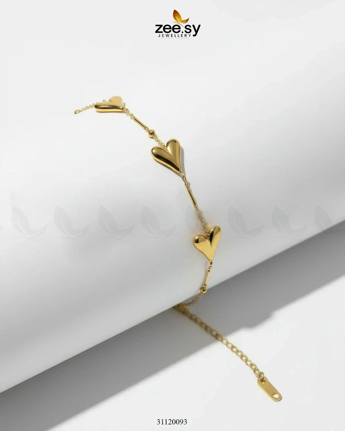 Chic Gold Three Hearts Bracelet