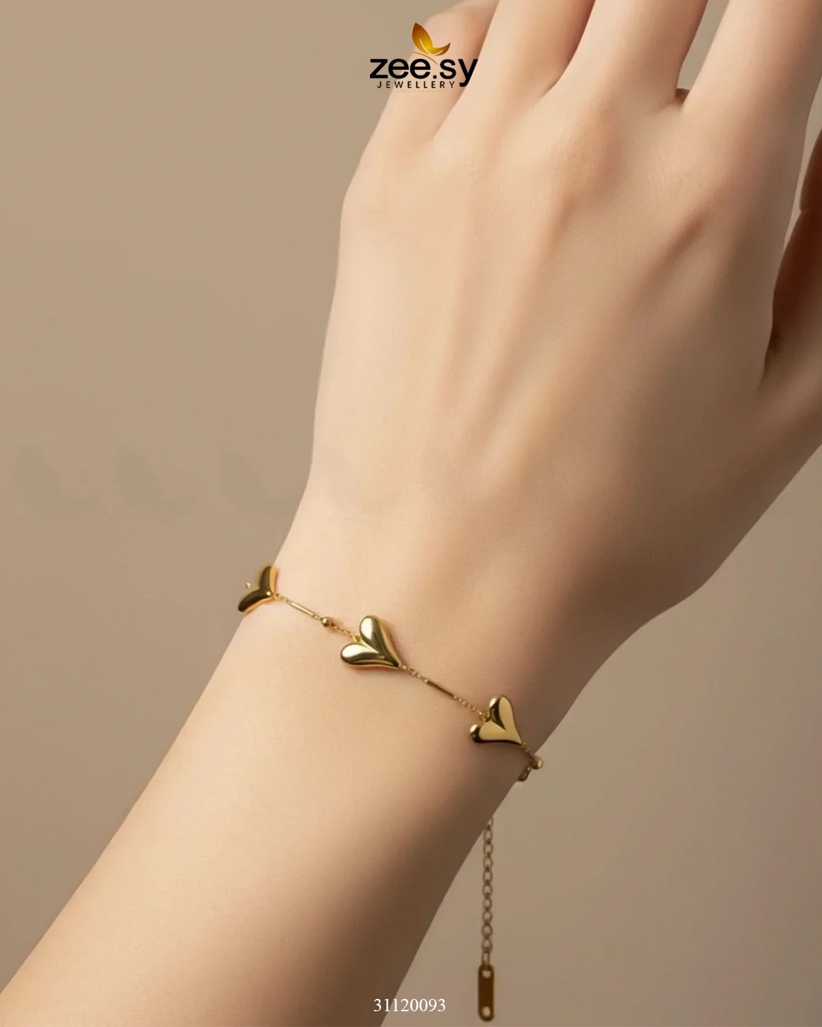 Chic Gold Three Hearts Bracelet
