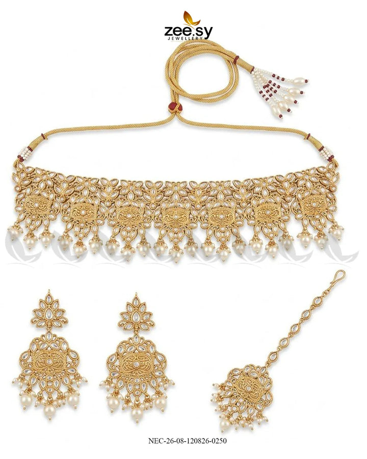 Chic Kundan Medallion Necklace Set