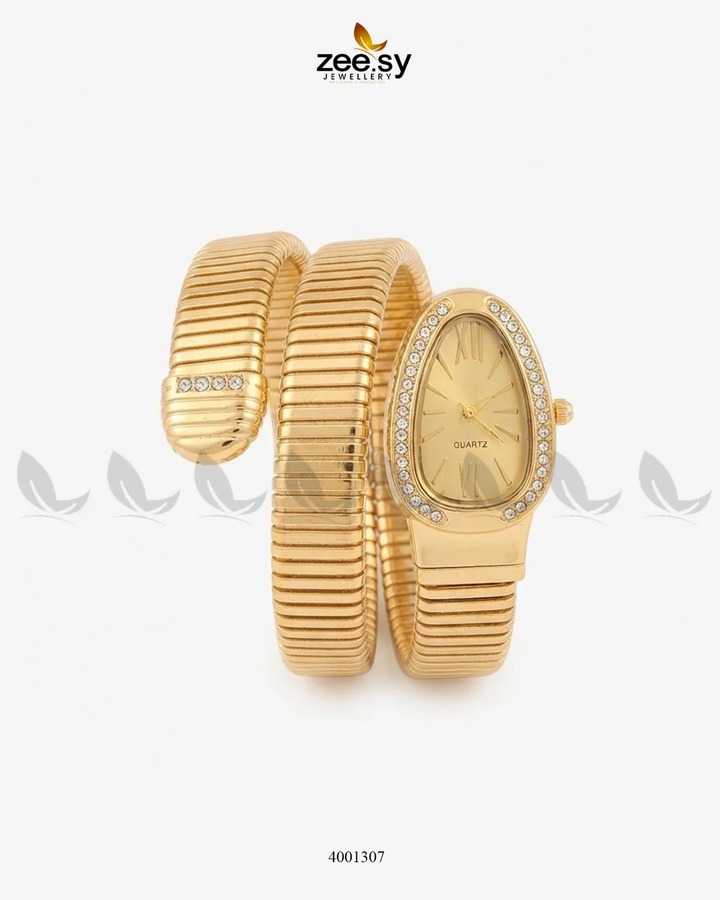 AJ03 Crystal Bezel Snake Watch with champagne-colored dial, featuring a crystal bezel and elegant snake design for accessories.