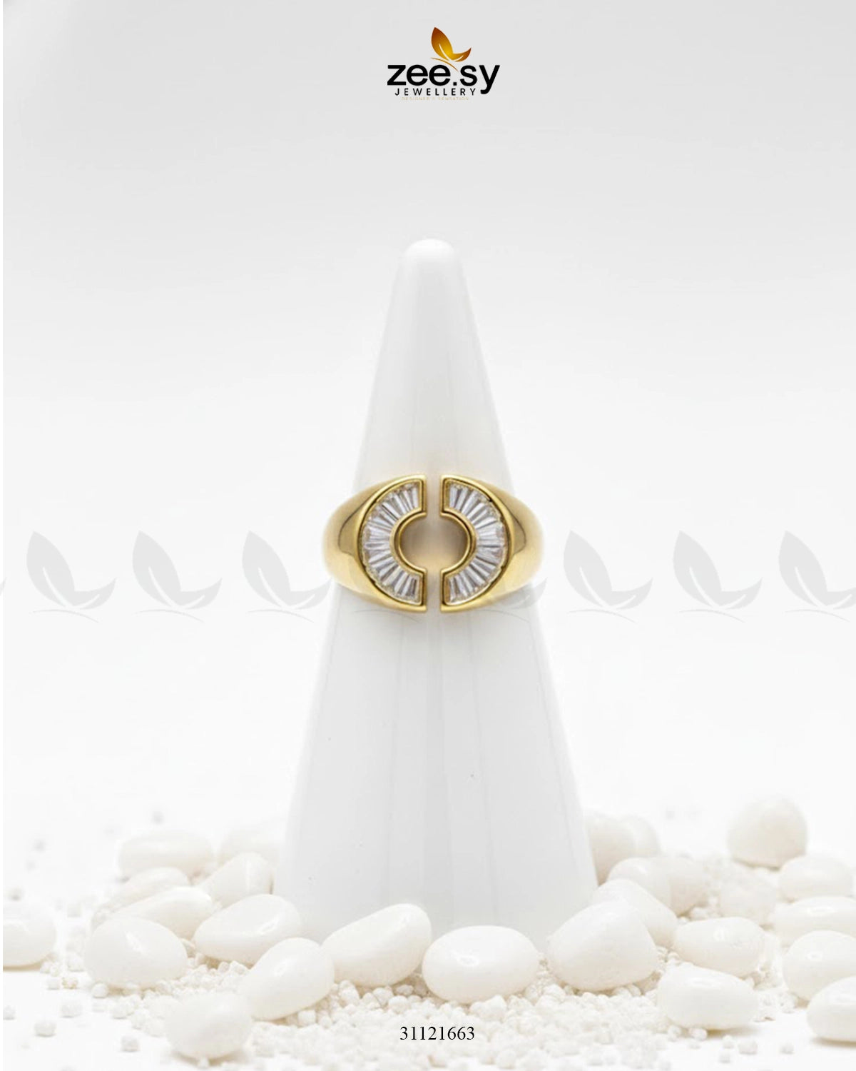 Curved Jewel Tone Ring - Zeesy Jewellery