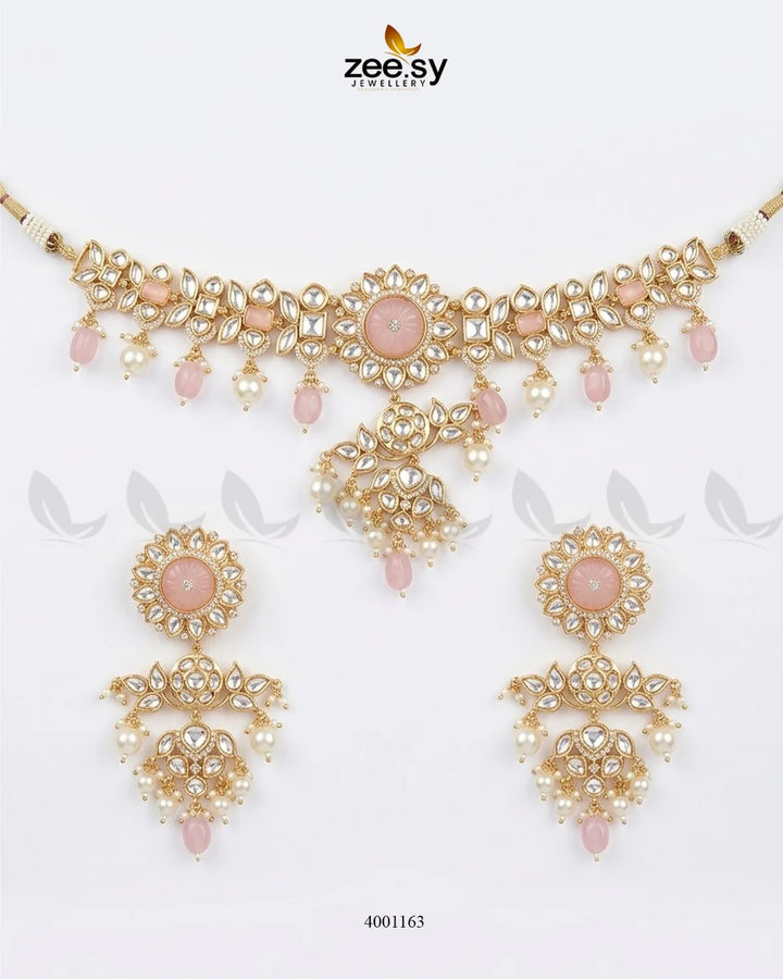 Pink floral pearl necklace set with matching earrings from RHS09, featuring elegant design and intricate floral detailing.