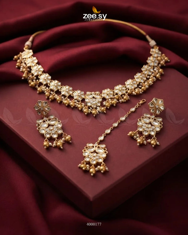 Dawn Floral Cluster Necklace Set