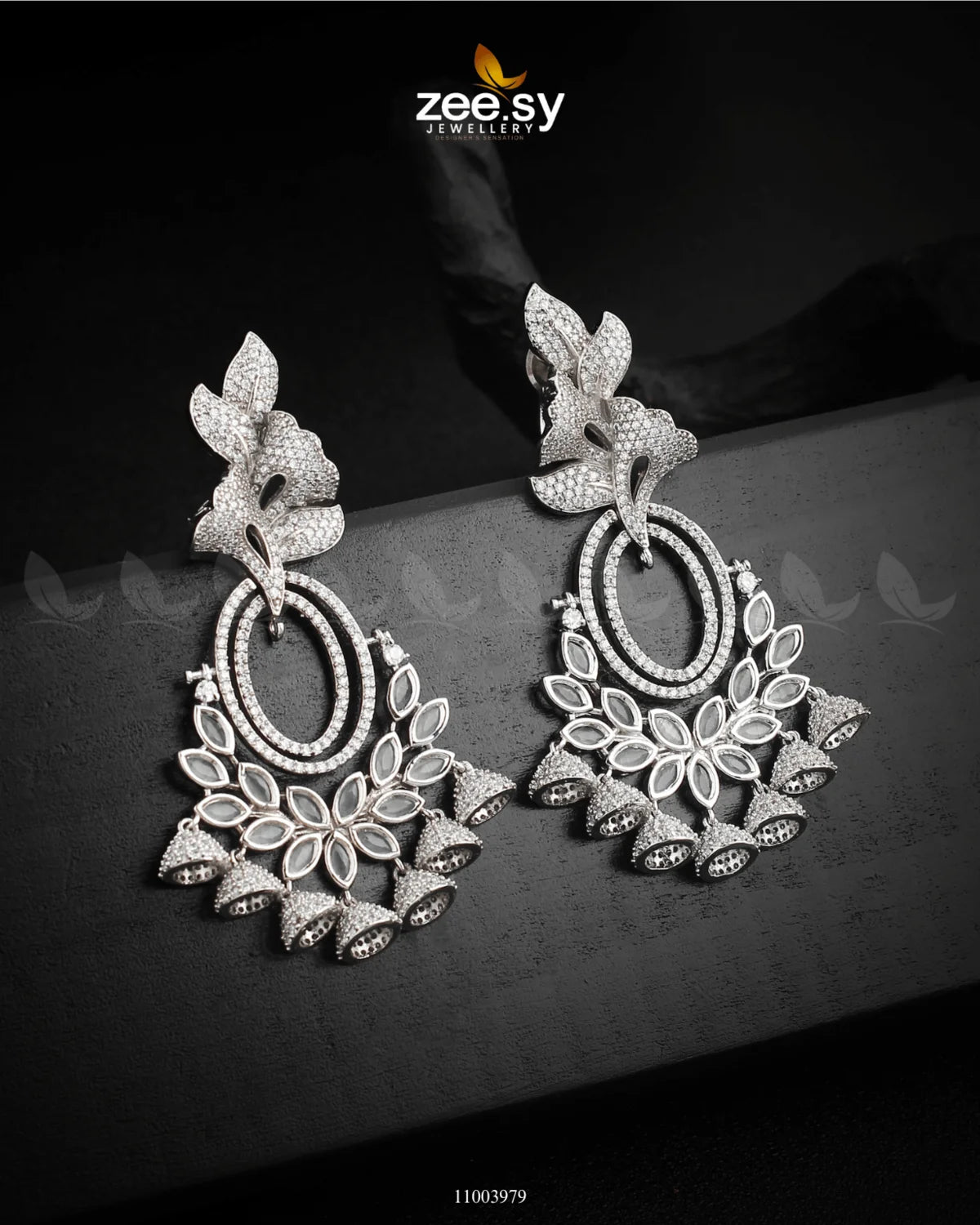 These elegant earrings feature beautiful leaf designs and are perfect for adding a touch of sophistication to any ensemble. Crafted with the highest quality materials, these earrings are designed to last and make a great addition to your jewelry collection.