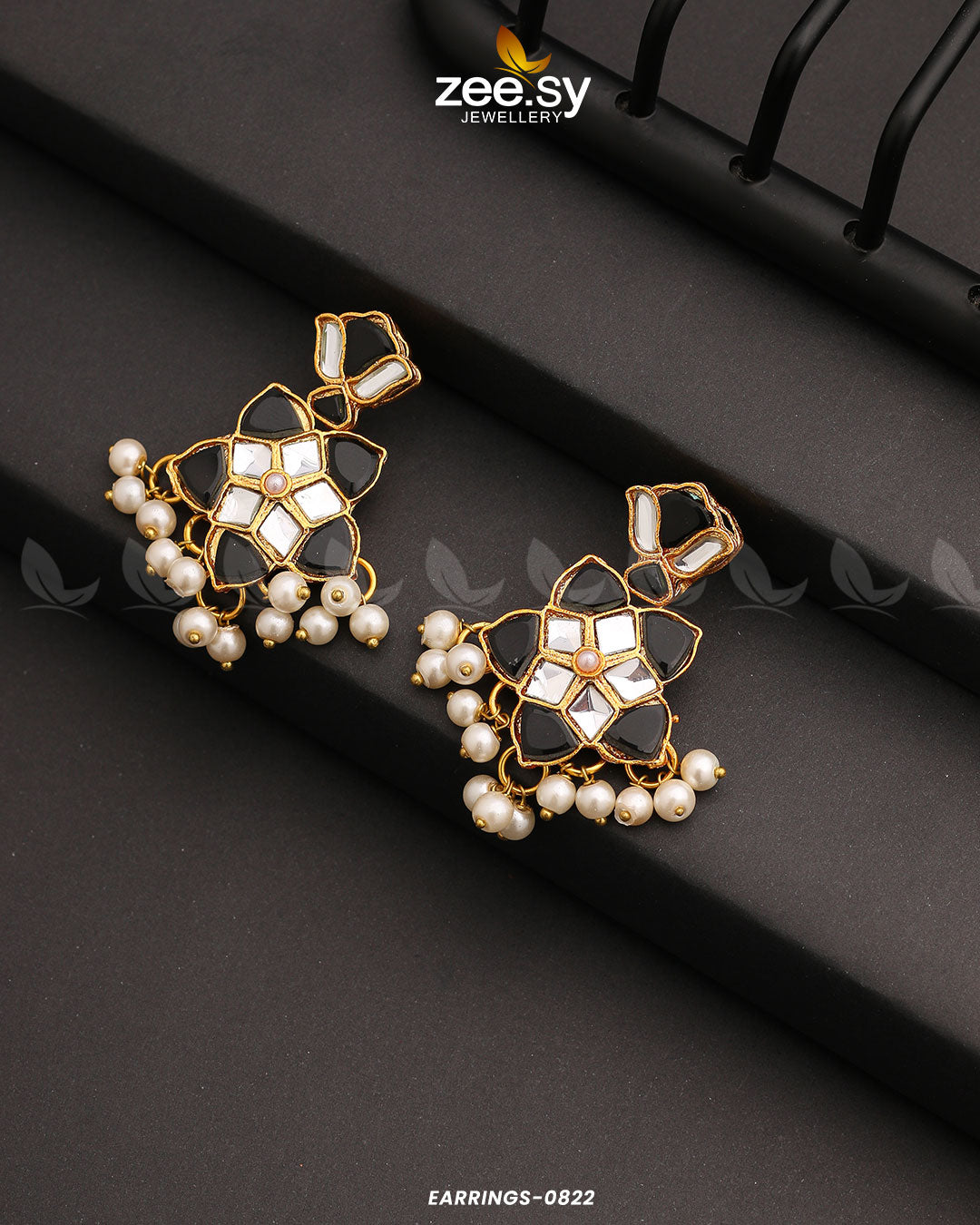 EARRINGS-0822-black