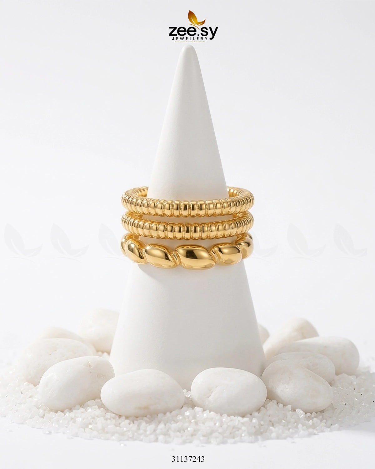 Elegant Sculpted Liquid Ring Finger Ring - Zeesy Jewellery Pakistan | Premium Artificial & Imitation Jewellery