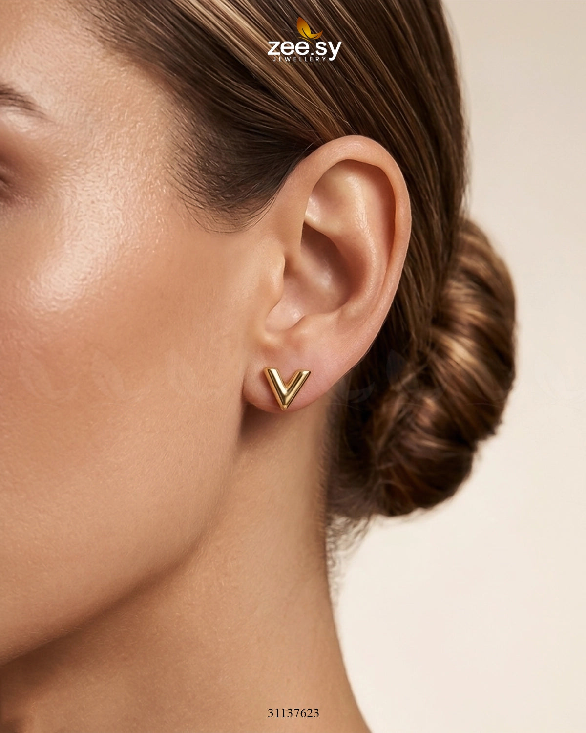 Elegant Vertex Minimal Earring Earrings - Zeesy Jewellery Pakistan | Premium Artificial & Imitation Jewellery