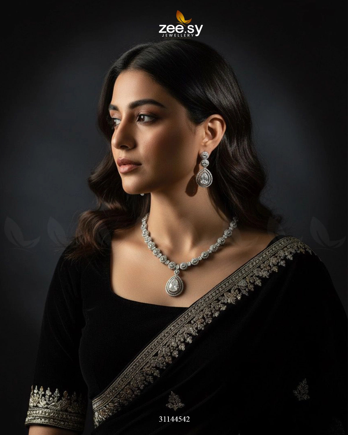 Elegant Heart Cluster Necklace Set - Zeesy Jewellery