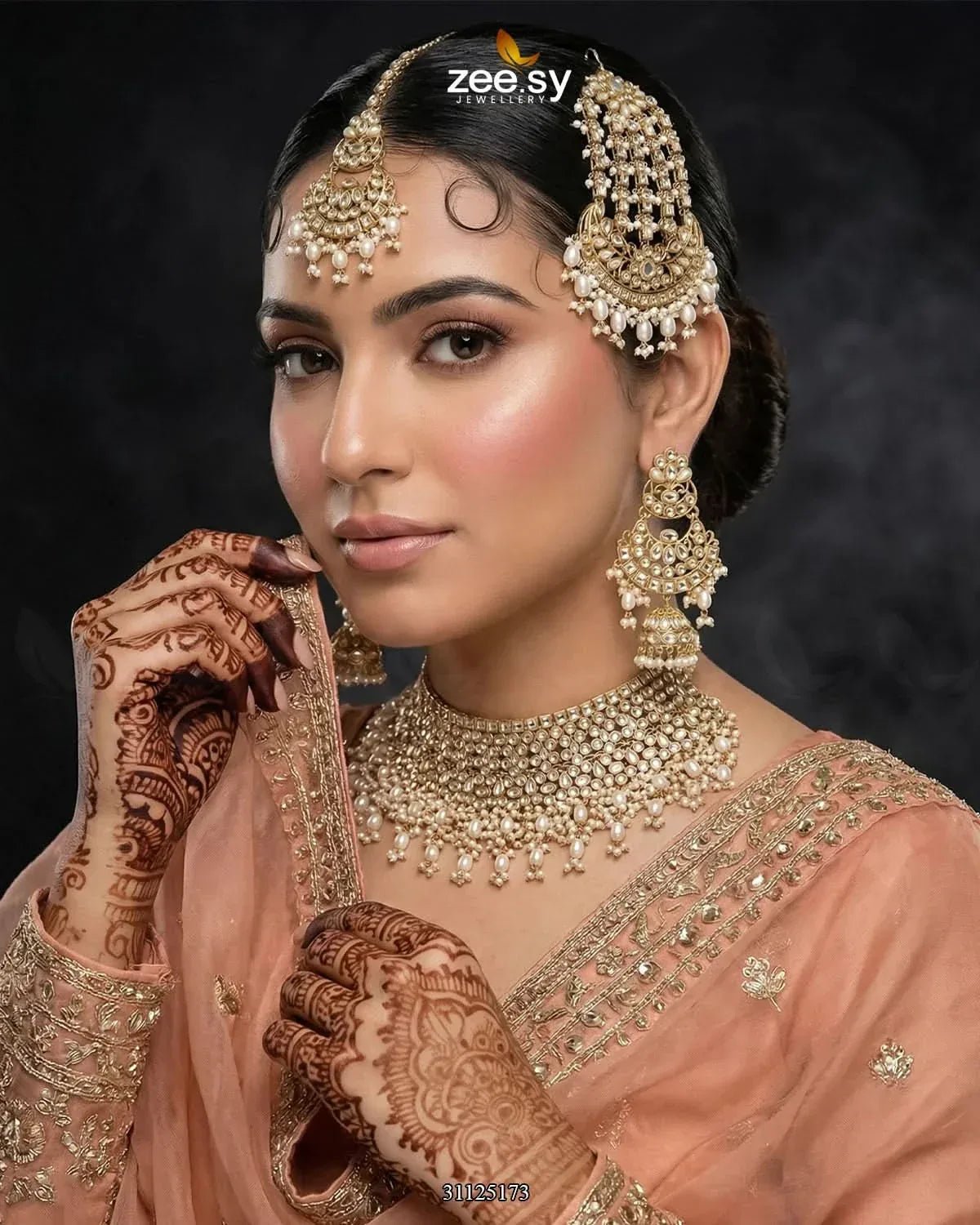 Eminent Wide Gilded Bridal Set - Zeesy.pk