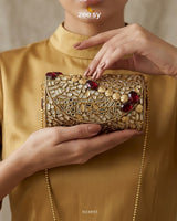 Empress Ruby Kundan Clutch Bag ACCESSORIES - Zeesy Jewellery Pakistan | Premium Artificial & Imitation Jewellery