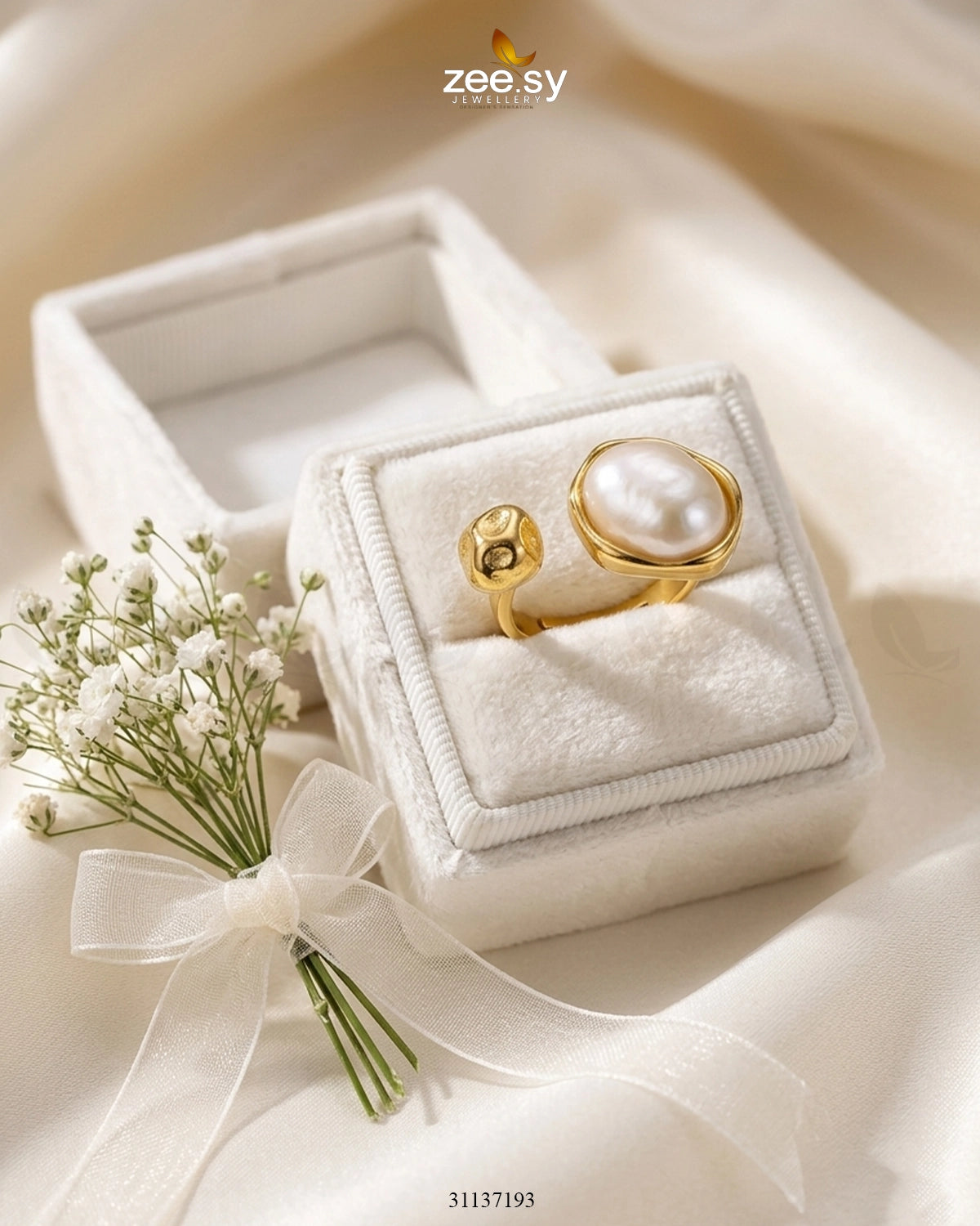 Essential Riviera Gilded Pearl Ring Finger Ring - Zeesy Jewellery Pakistan | Premium Artificial & Imitation Jewellery