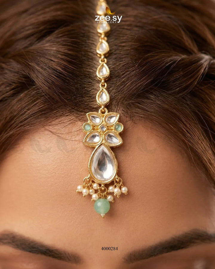 Elegant floral drop stone necklace set by RHS09 featuring mint green and gren color accents in a delicate jewelry design.