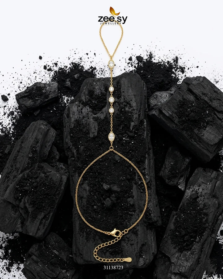 Gilded Crystal Link Finger Bracelet Bracelet - Zeesy Jewellery Pakistan | Premium Artificial & Imitation Jewellery