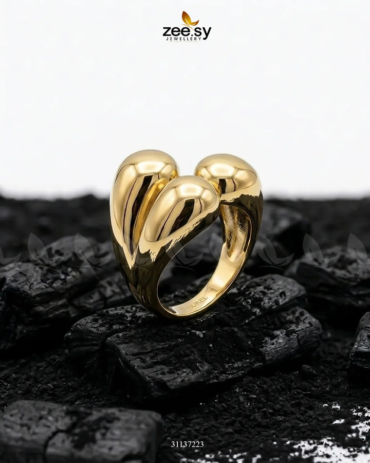 Gilded Molten Droplet Statement Ring Finger Ring - Zeesy Jewellery Pakistan | Premium Artificial & Imitation Jewellery