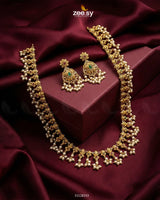 Gilded Pearl Bloom Necklace Set - Zeesy.pk