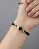 Glint Modern Clover Bracelet - Zeesy Jewellery
