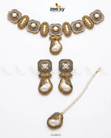 Glow Baroque Pearl Choker Set