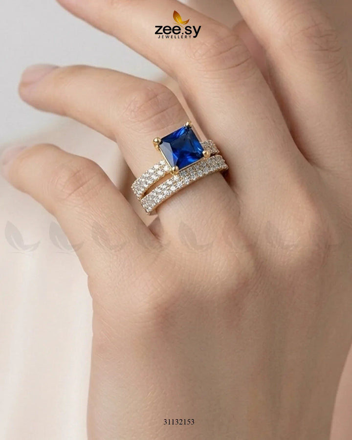 Golden Sensational Bold Stone Ring Finger Ring - Zeesy Jewellery Pakistan | Premium Artificial & Imitation Jewellery