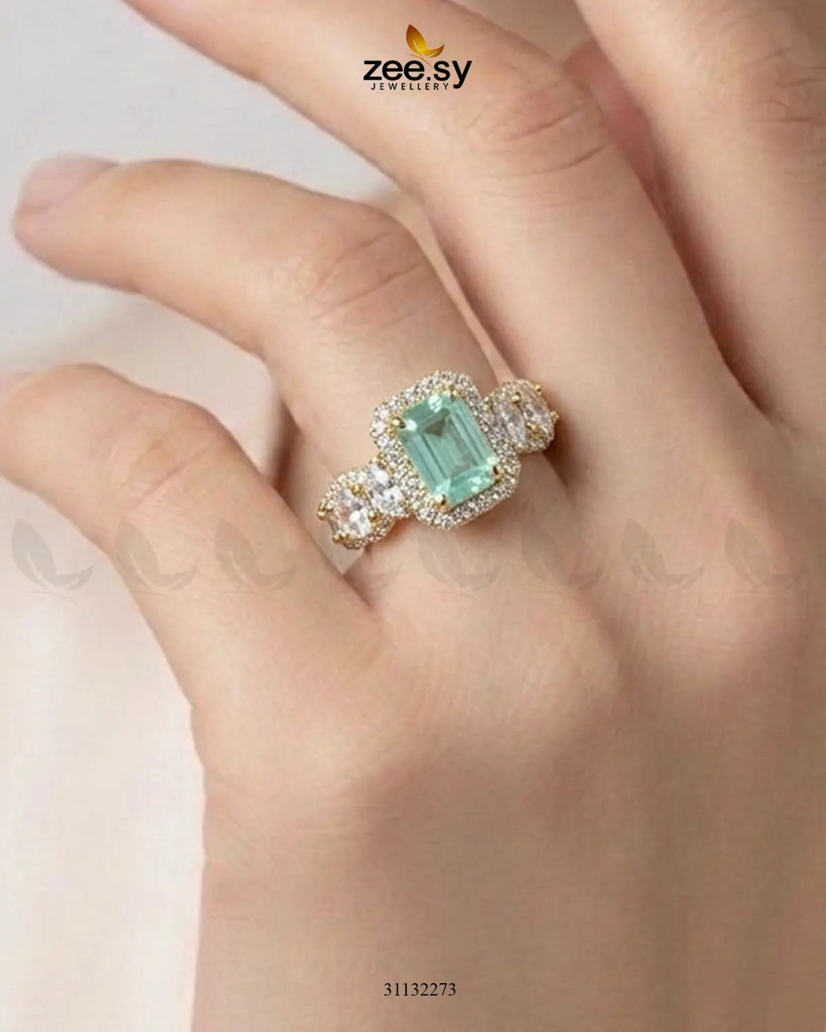 Golden Vintage Bold Stone Ring Finger Ring - Zeesy Jewellery Pakistan | Premium Artificial & Imitation Jewellery